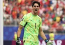 Yassine Bono assina pelo Sporting